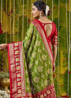 Green ethnic motifs silk blend sambalpuri saree 3