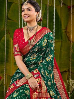 Green bandhani zari silk blend handloom sambalpuri saree 4