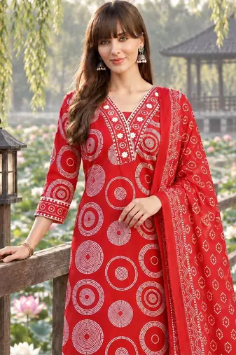 women printed regular  cotton kurta with trousers & with dupatta
