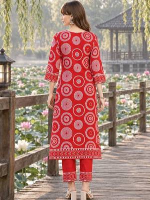 women printed regular  cotton kurta with trousers & with dupatta 4