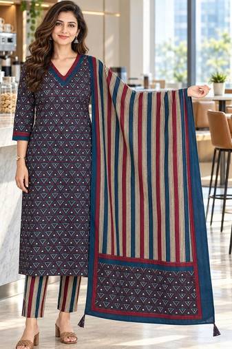women printed regular  cotton kurta with trousers & with dupatta