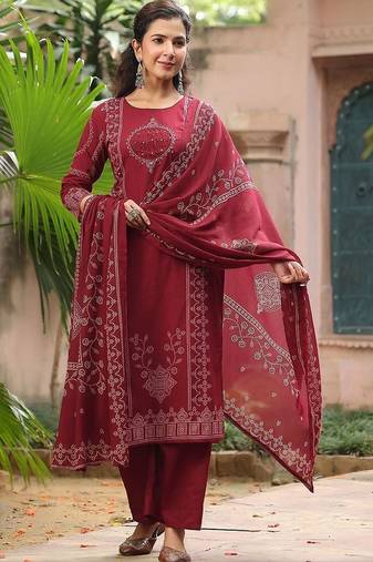 women ethnic motifs printed regular  cotton kurta with trousers & with dupatta