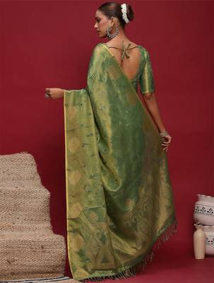 Green woven design zari linen blend heavy work banarasi saree 3