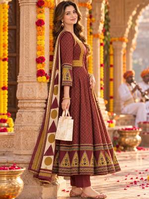 women ethnic motifs printed regular gotta patti  cotton kurta with trousers & with dupatta 4