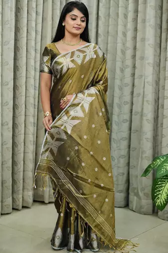 Gold women ethnic motifs printed saree