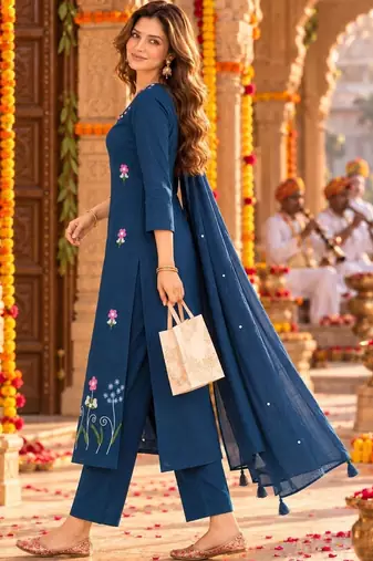 women floral embroidered regular thread work  cotton kurta with trousers & with dupatta