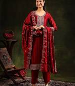 ethnic motifs embroidered sequinned straight kurta with trouser & dupatta