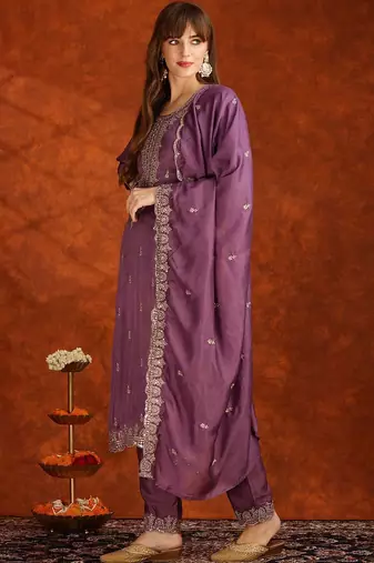 women embroidered regular sequinned kurta with trousers & with dupatta
