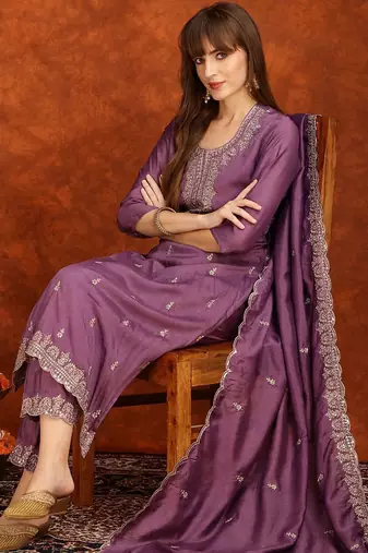 women embroidered regular sequinned kurta with trousers & with dupatta