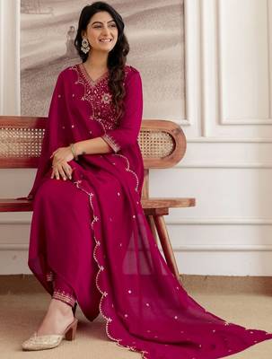 women ethnic motifs embroidered empire thread work kurta with salwar & with dupatta 2