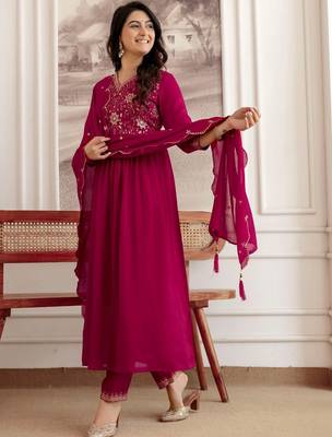 women ethnic motifs embroidered empire thread work kurta with salwar & with dupatta 7