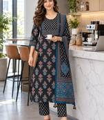 women ethnic motifs printed regular  cotton kurta with trousers & with dupatta