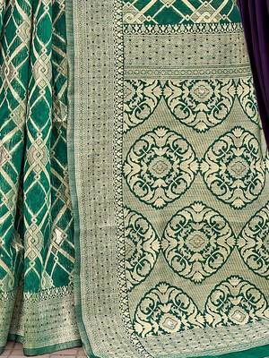 Green geometric embroidered zari saree 5