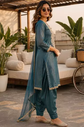 women ethnic motifs embroidered regular mirror work kurta with patiala & with dupatta
