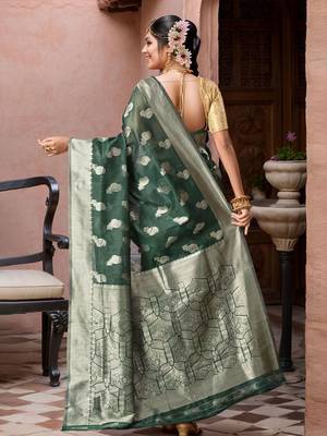Green paisley woven design chanderi saree 3