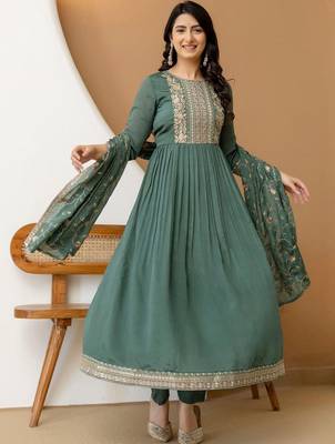 women ethnic motifs embroidered empire thread work  silk kurta with trousers & with dupatta 2