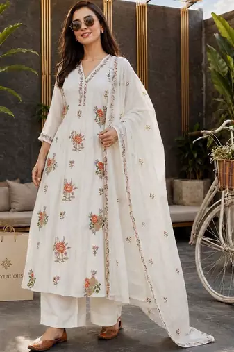 women floral embroidered regular thread work chanderi cotton kurta with trousers & with dupatta
