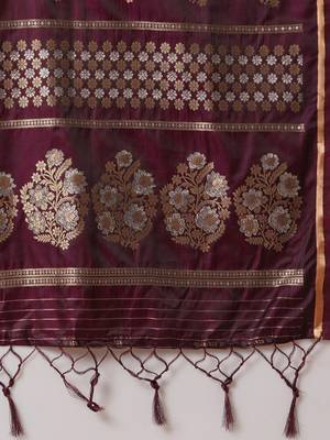 Burgundy woven design zari banarasi saree 5