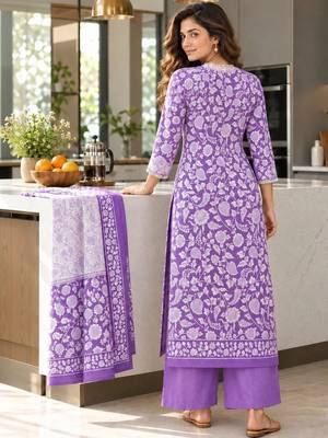 women floral printed regular  cotton kurta with palazzos & with dupatta 2