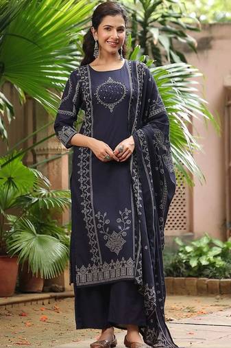 women regular thread work  cotton kurta palazzos with dupatta