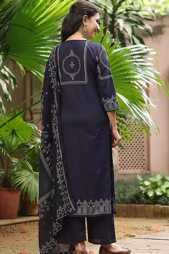 women regular thread work  cotton kurta palazzos with dupatta