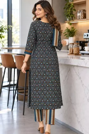 women printed regular  cotton kurta with trousers & with dupatta