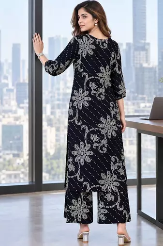 women ethnic motifs printed regular kurta with palazzos