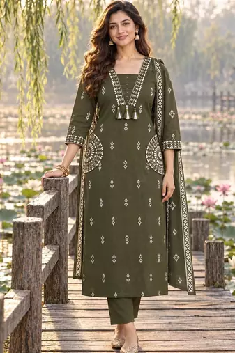 women ethnic motifs embroidered regular thread work  cotton kurta with trousers & with
