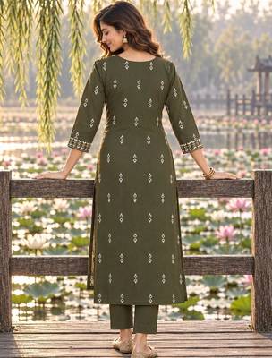 women ethnic motifs embroidered regular thread work  cotton kurta with trousers & with 2
