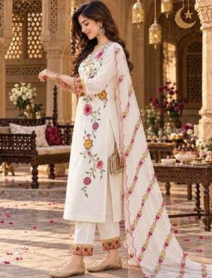 women floral embroidered thread work kurta with trousers & dupatta 4
