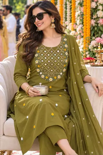 women ethnic motifs embroidered regular mirror work  cotton kurta with trousers & with