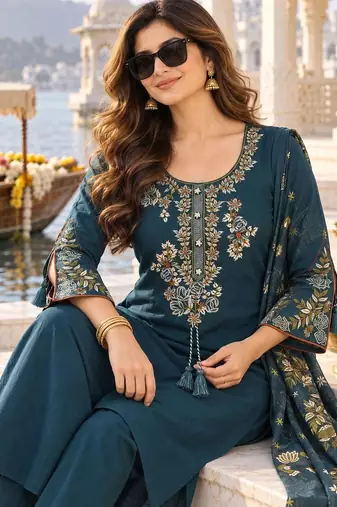 women ethnic motifs embroidered regular thread work  cotton kurta with trousers & with