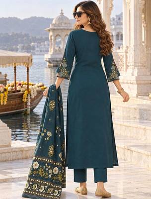women ethnic motifs embroidered regular thread work  cotton kurta with trousers & with 3