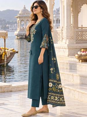women ethnic motifs embroidered regular thread work  cotton kurta with trousers & with 4