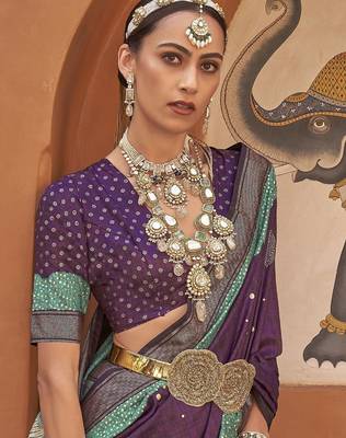 Purple purple & green geometric woven design zari saree 3