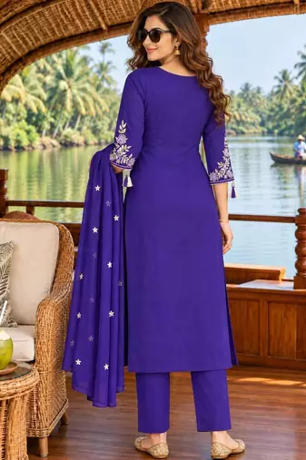women ethnic motifs embroidered regular thread work  cotton kurta with trousers & with