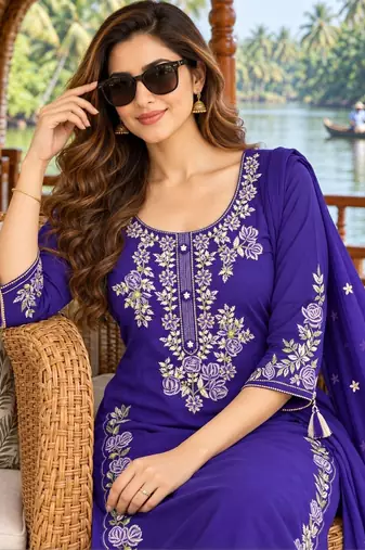 women ethnic motifs embroidered regular thread work  cotton kurta with trousers & with