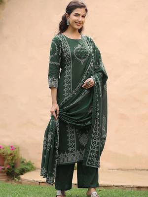 women ethnic motifs printed regular  cotton kurta with palazzos & with dupatta 2