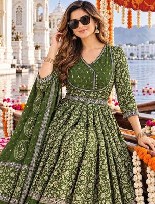 women ethnic motifs printed empire  cotton kurta with trousers & with dupatta 2