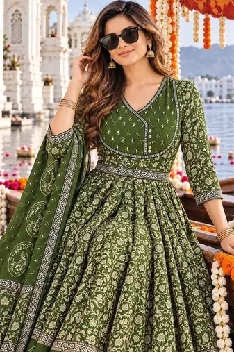 women ethnic motifs printed empire  cotton kurta with trousers & with dupatta