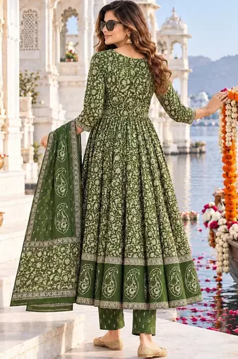 women ethnic motifs printed empire  cotton kurta with trousers & with dupatta