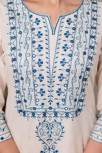 women ethnic motifs embroidered regular thread work  cotton kurta with trousers