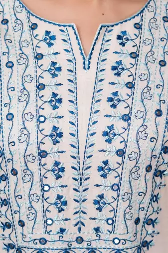 women ethnic motifs embroidered regular thread work  cotton kurta with trousers