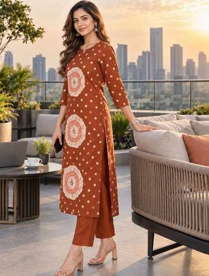 women ethnic motifs printed regular  cotton kurta with trousers & with dupatta 3