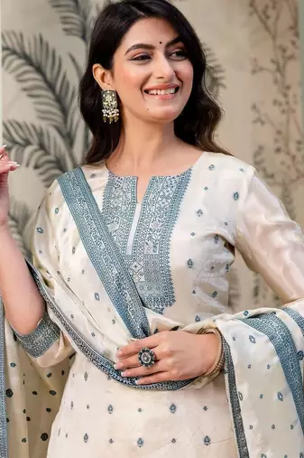 women ethnic motifs embroidered regular thread work kurta with trousers & with dupatta