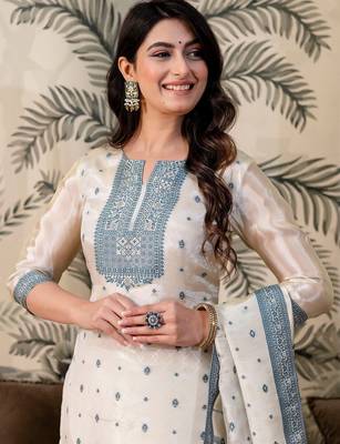 women ethnic motifs embroidered regular thread work kurta with trousers & with dupatta 5