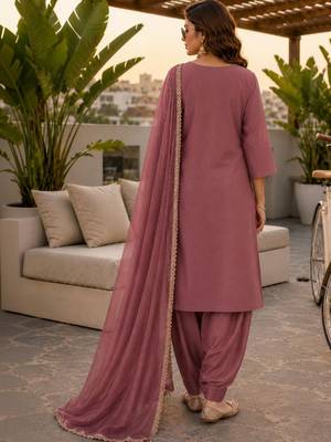 women ethnic motifs regular thread work kurta with patiala & with dupatta 2
