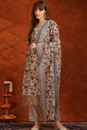 women floral printed regular thread work kurta with trousers & with dupatta