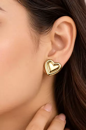 Anti-tarnish double heart design, polished finish, stud closure, women's jewellery