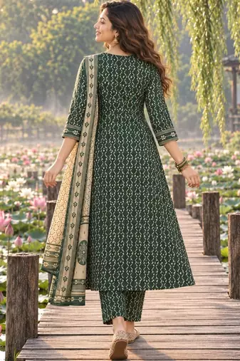 women ethnic motifs printed regular  cotton kurta with trousers & with dupatta